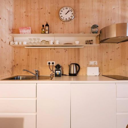 וינה Apartments Near Metro Station מראה חיצוני תמונה