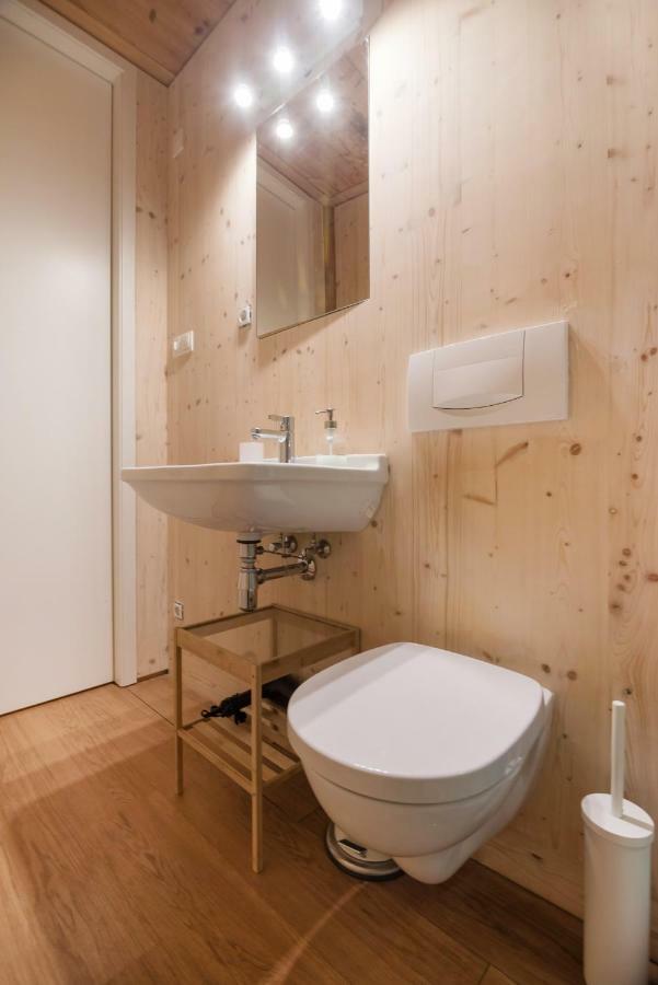 וינה Apartments Near Metro Station מראה חיצוני תמונה
